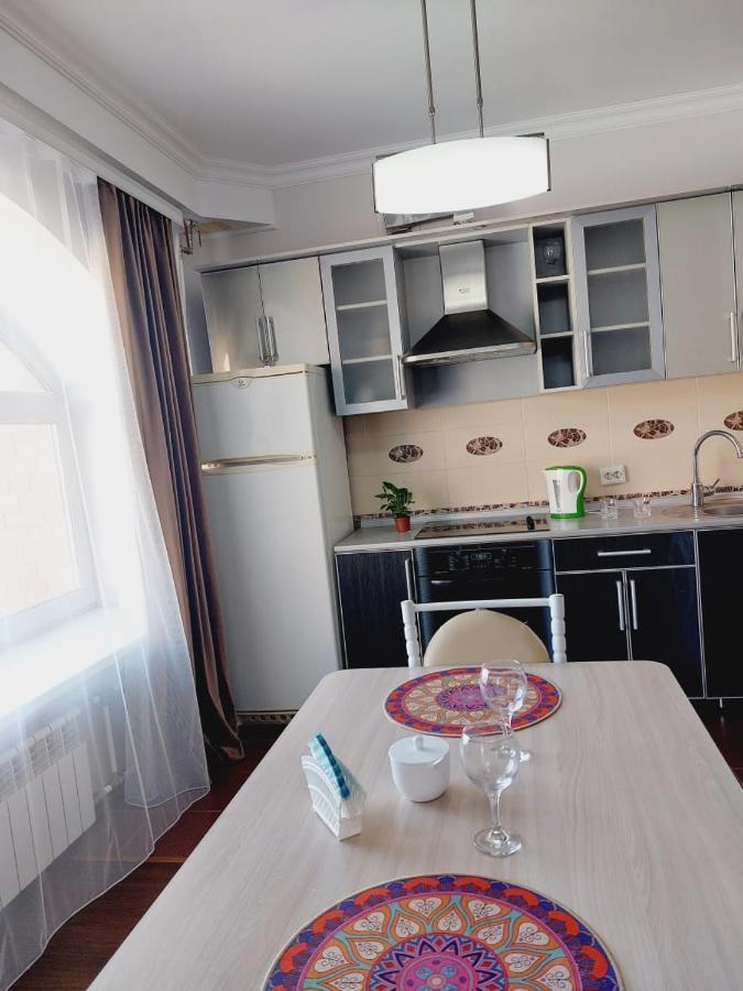 Квартира На Плазе Aktöbe Kültér fotó